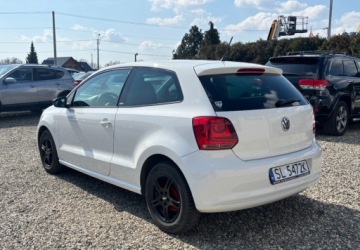 Volkswagen Polo V Hatchback 5d 1.2 60KM 2011 Volkswagen Polo Po wymianie rozrzadu 1.2 Benzyna 60KM, zdjęcie 2