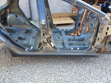 PRÓG PRAWY ĆWIARTKA NISSAN MICRA K14 17-