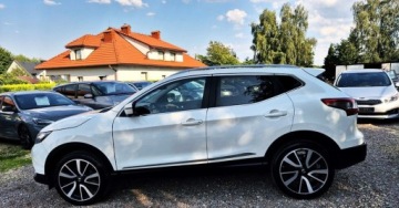 Nissan Qashqai II Crossover 1.6 DIG-T 163KM 2015 Nissan Qashqai BENZYNA PANORAMA KAMERY 360 super okazja polecamy, zdjęcie 9