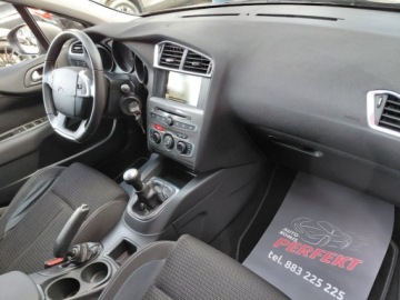 Citroen C4 II Hatchback 5d Facelifting 1.6 HDi 92KM 2015 Citroen C4 Lift LED Sensor Elektryka Tempomat PDC Alu 1.6 Diesel 92KM, zdjęcie 11