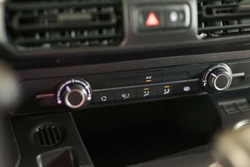 Toyota 2024 Toyota Proace City City 1.5 D-4D Long 2,4t Active 1.5 Diesel 102KM, zdjęcie 10