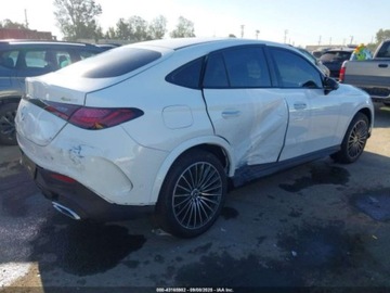 Mercedes GLC C254/X254 2024 Mercedes-Benz GLC 300 4Matic Coupe 2024 2.0l 2.0 Benzyna 255KM, zdjęcie 5