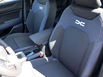 Dacia Bigster 1.2 TCe 140KM 2025 Od ręki - Expression mHEV 1.2 TCe 140KM / Pakiet Easy, zdjęcie 4