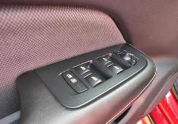 Volvo S60 III Sedan 2.0 T5 250KM 2019 Volvo S60 Salon PL 78 tys. km Pelny serwis POLESTAR HAIKO Gwarancja, zdjęcie 27