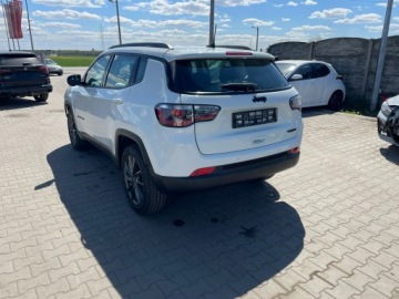 Jeep Compass II SUV Facelifting 1.3 GSE T4 150KM 2021 Jeep Compass Night Eagle Automat Skóra, zdjęcie 1