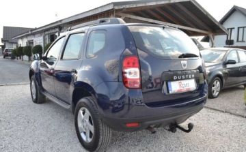 Dacia Duster I SUV Facelifting 1.6 16V 105KM 2014 Dacia Duster 1.6 - bezwypadkowa - Niski przebieg - Oplacona - KLIMATYZACJA, zdjęcie 2