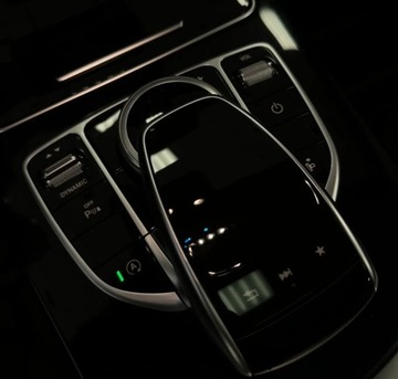 Mercedes Klasa C W205 Coupe 300 245KM 2017 Mercedes-Benz Klasa C 300 AMG Salon Polska R-CARS Warszawa 2.0 Benzyna, zdjęcie 15