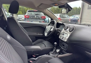 Alfa Romeo MiTo Hatchback 3d 1.6 JTDM 120KM 2009 Alfa Romeo Mito Alfa Romeo Mito 1.6 Diesel 120KM, zdjęcie 8
