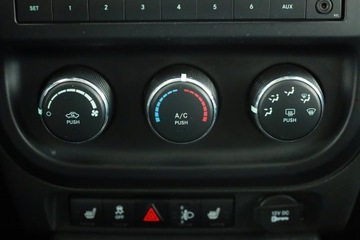 Jeep Compass I SUV Facelifting 2.0 156KM 2012 Jeep Compass 2.0, Salon Polska, 1. Właściciel, zdjęcie 10