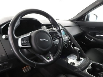 Jaguar E-Pace SUV 2.0 i4P 200KM 2019 Jaguar E-Pace 2.0T R-Dynamic HSE AWD Panorama Navi, zdjęcie 13