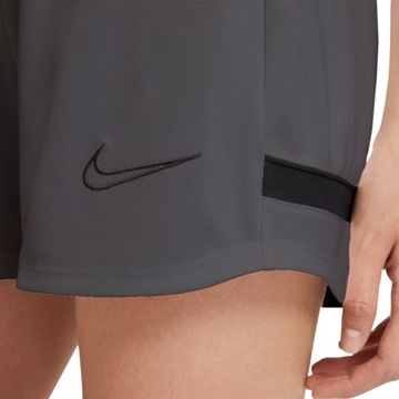 Spodenki damskie Nike Dri-FIT Academy szare CV2649 060 XS