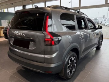 Dacia Jogger 2025 Od ręki - Journey 5-miejsc 1.8 Full Hybrid 155KM, zdjęcie 3