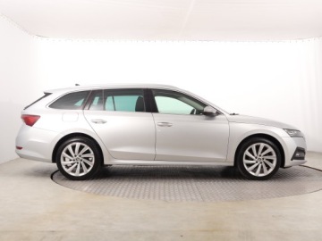 Skoda Octavia IV Kombi 2.0 TDI 150KM 2022 Skoda Octavia 2.0 TDI, 1. Właściciel, Serwis ASO, zdjęcie 5