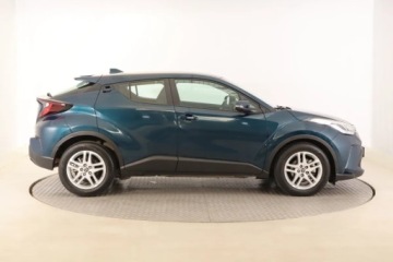 Toyota C-HR I Crossover Facelifting 1.8 Hybrid 122KM 2023 Toyota C-HR 1.8 Hybrid, Serwis ASO, Automat, zdjęcie 5