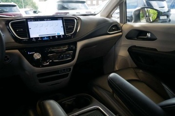 Chrysler Pacifica II 3.6 V6 291KM 2023 Chrysler Pacifica 18tys.km TouringL Polift Pentastar 3.6L V6 7os. 291KM St, zdjęcie 15