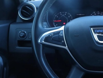 Dacia Duster II SUV  1.3 TCe 130KM 2019 Dacia Duster 1.3 TCe, Salon Polska, Skóra, Navi, zdjęcie 19