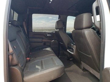  GMC Sierra K2500 Denali 2022 6.6l 6.6 Diesel 445KM, zdjęcie 10