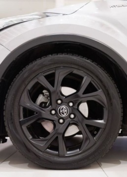 Toyota C-HR I Crossover 1.8 Hybrid 122KM 2017 Toyota C-HR 1.8 Hybrid Dynamic 1.8 Hybryda 122KM, zdjęcie 11