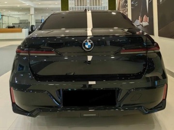 BMW Seria 7 G70 Sedan 3.0 40d 299KM 2025 BMW Seria 7 740d xDrive Sport Sedan 3.0 (299KM) 2025, zdjęcie 3
