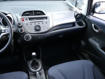 Honda Jazz III 1.2 i-VTEC 90KM 2008 Honda Jazz 1.2 i-VTEC, Salon Polska, Serwis ASO, zdjęcie 7