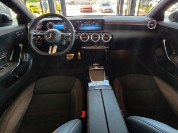 Mercedes CLA C118/X118 Shooting Brake Facelifting 1.3 200 163KM 2025 CLA 200 AMG Line Shooting Brake 1.3 (163KM) 2025, zdjęcie 6