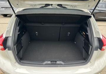 Ford Focus IV Hatchback 1.0 EcoBoost 125KM 2021 Ford Focus 1.0 ecoboost 125 KM 6MT ST-Line pakiet Parking, Winter Benzyna, zdjęcie 13