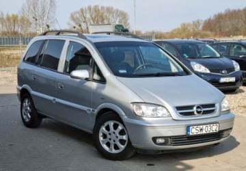 Opel Zafira A 1.6 16V 101KM 2004 Opel Zafira 1,6 Benzyna Klima 7-osob 1.6 Benzyna 100KM, zdjęcie 2