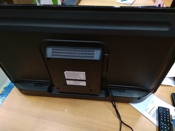 Телевизор THOMSON 32HD3301 HD - повреждения