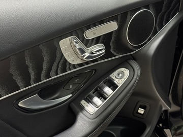 Mercedes GLC C253 SUV Facelifting 2.0 200d 163KM 2022 Mercedes-Benz GLC 200 4-Matic AGM Line / 1 właścic, zdjęcie 19