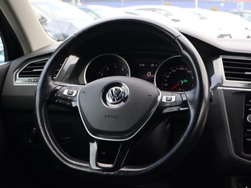 Volkswagen Tiguan II SUV 1.5 TSI EVO 150KM 2020 VW Tiguan 1.5 TSI, Salon Polska, Serwis ASO, DSG, zdjęcie 11