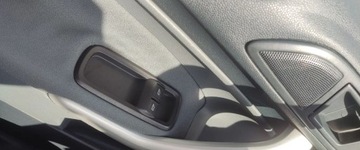 Ford Fiesta VII Hatchback 5d 1.4 Duratec 96KM 2010 Ford Fiesta 1.4 benz,bezwypadek ,bogata wersja,klimatronik 1.4 Benzyna 96KM, zdjęcie 16