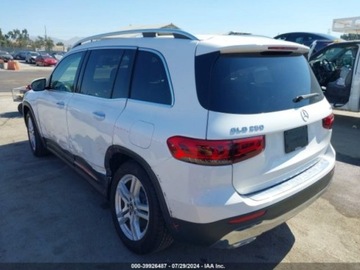 Mercedes GLB 2023 Mercedes-Benz GLB 2023r., 4x4, 2.0L 2.0 Benzyna 221KM, zdjęcie 2