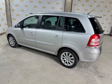 Opel Zafira B 1.8 ECOTEC 140KM 2010 Opel Zafira LiFt 1.8 140KM 7-osobowa TOP Gotowa do jazdy PL 1.8 Benzyna, zdjęcie 15