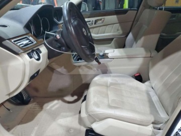 Mercedes Klasa E W212 2015 Mercedes-Benz Klasa E 2015 r., 3,5L 350 4MATIC 3.5 Benzyna 302KM, zdjęcie 8