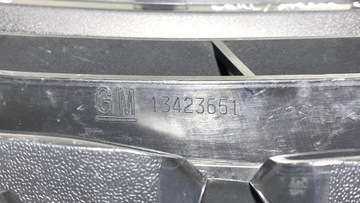 БАМПЕР БАМПЕР OPEL ASTRA V K 13423651