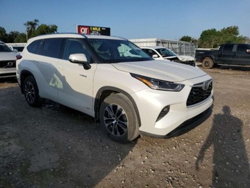 Toyota Highlander III 2021 Toyota Highlander 2021 TOYOTA HIGHLANDER HYBRID XLE 2.5 Hybryda 243KM, zdjęcie 4