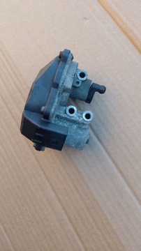 AUDI A4 B7 2.0 TFSI NASTAWNIK KLAP KOLEKTORA