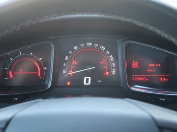DS 5 Hatchback Facelifting 2015 2.0 BlueHDi 181KM 2016 Citroen DS5 2.0 BlueHDi, 178 KM, Automat, Skóra, zdjęcie 10
