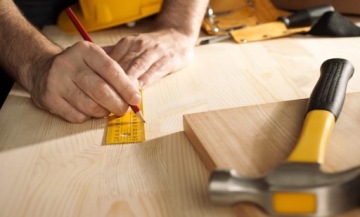 ПУФ СОСНОВЫЙ НА КОЛЕСАХ ЯЩИК ДЛЯ ХРАНЕНИЯ ОБУВИ