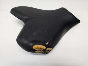 Yamaha YZF-R7 R7 22 водительское сиденье