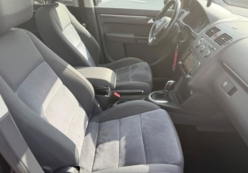 Volkswagen Touran II 2.0 TDI 140KM 2015 Volkswagen Touran 2.0Tdi DSG 7-mio osobowy MAX Opcja 2.0 Diesel 140KM, zdjęcie 10