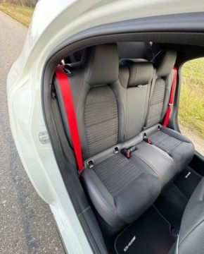 Mercedes Klasa A W176 Hatchback 5d Facelifting AMG 45 AMG 381KM 2016 Mercedes-Benz Klasa A a45 a 45 AMG 381kM PISEMNA GWARANCJA w cenie Trans, zdjęcie 26