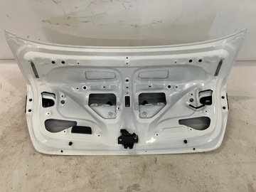 COROLLA E21 SEDAN VÍKO KUFRU KRYT KUFRU 040 LED