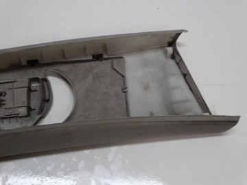 КРЫШКА СТОЙКИ ЛЕВАЯ RENAULT LAGUNA III