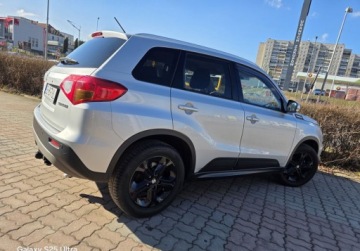 Suzuki Vitara III SUV 1.4 BOOSTERJET 140KM 2016 Suzuki Vitara 1.4 140KM BoosterJet Premium Bezwypadkowa, zdjęcie 33