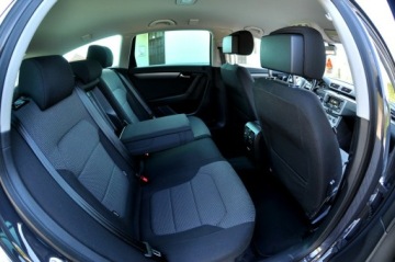 Volkswagen Passat B7 Variant 2.0 TDI CR DPF BlueMotion 140KM 2012 Volkswagen Passat 2.0Tdi 140KM Navi Klimatronik, zdjęcie 8