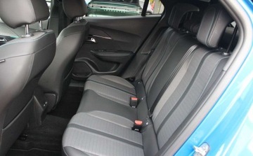 Peugeot 2008 II SUV 1.2 PureTech 130KM 2021 Peugeot 2008 Allure EAt8 2021 Od RiA 1.2 Benzyna 130KM, zdjęcie 17