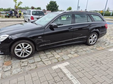 Mercedes Klasa E W212 Kombi 200 CGI BlueEFFICIENCY 184KM 2010 MERCEDES BENZ E KLASA E 200 CGI, zdjęcie 3