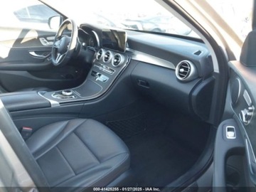 Mercedes Klasa C W205 2019 Mercedes-Benz Klasa C 2019r., c300, od ubezpieczalni 2.0 Benzyna 255KM, zdjęcie 8