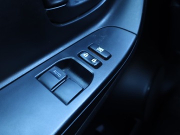 Toyota Yaris III Hatchback 5d Facelifting 2017 1.5 Hybrid 100KM 2020 Toyota Yaris 1.5 Hybrid, Salon Polska, zdjęcie 15